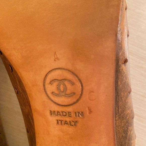 Chanel *RARE* vintage heels 6A - Picture 2 of 4